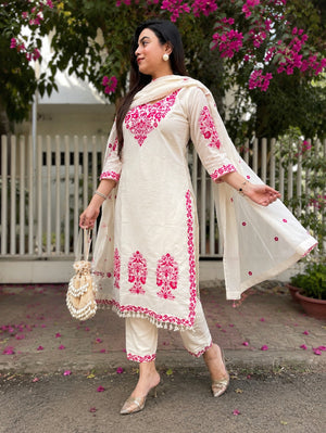 Kiara Off White Embroidered Khadi Cotton Kurta Set with Dupatta