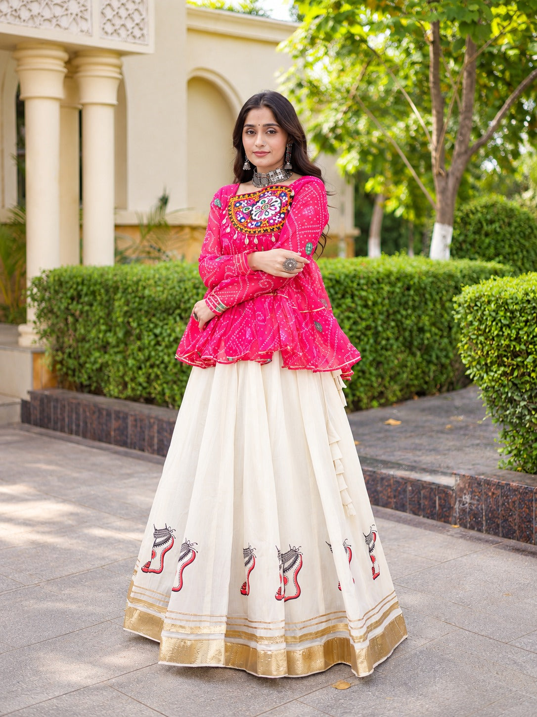 Meera pink Bandhani Gamthi Lehenga Set