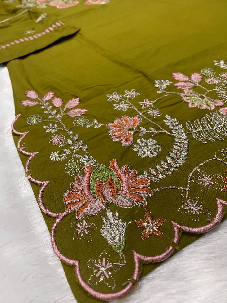 prisha Green Premium Cotton Embroidered Kurta Pant Set