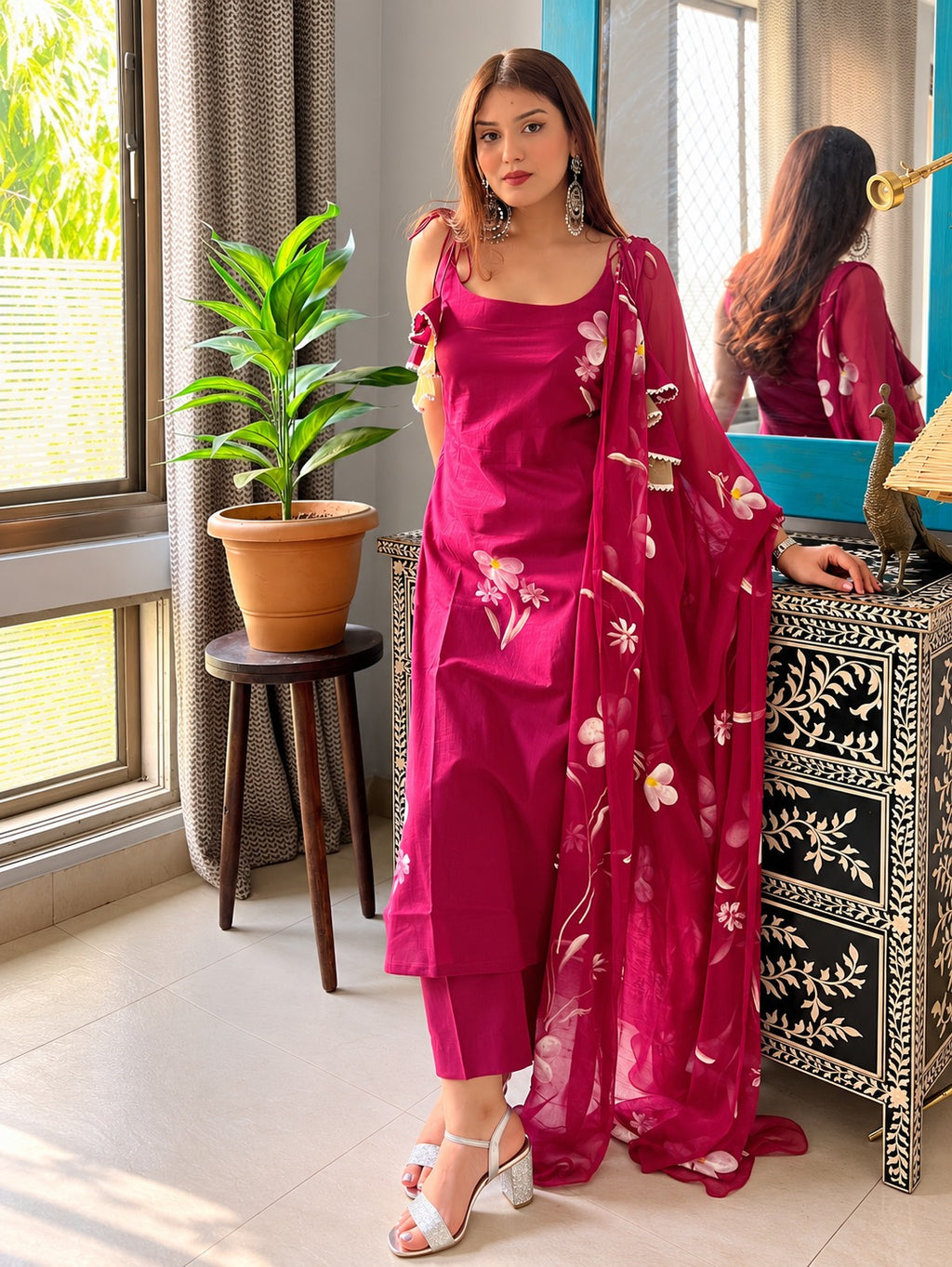 Pihu Magenta Floral Pink Georgette Kurta Pant Set with Dupatta