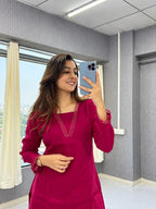 Aarika Magenta Mul Chanderi Gota Patti Kurta Pant Set
