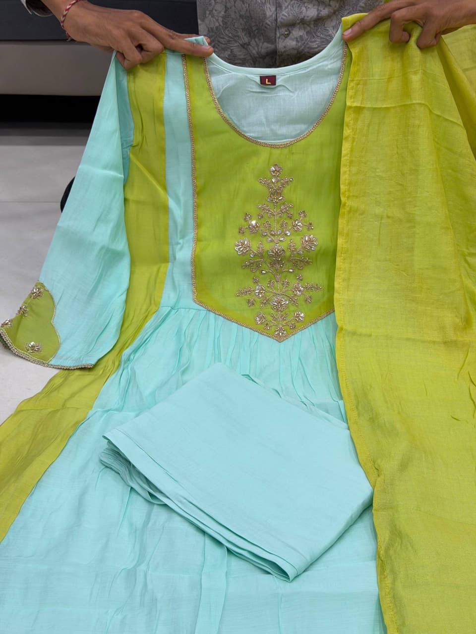 Sindhu Pure Mul Chanderi Embroidered Kurta Pant Set with Banarasi Lagadi Dupatta