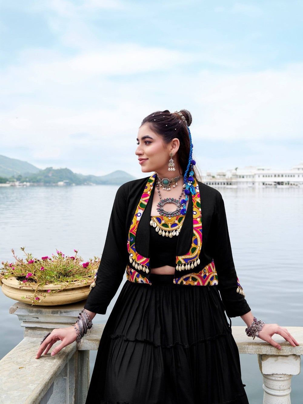 Rajudi Gamthi Heritage Lehenga Set